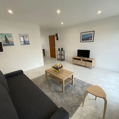 Apartment Confort- Face Piscine Jeux Olympique 2024 Laval (Mayenne)